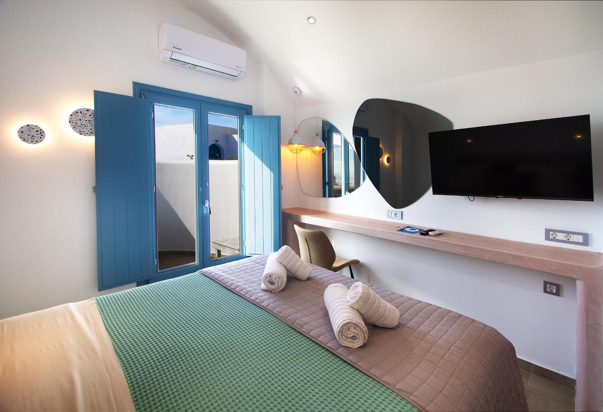 Aegean Blue Suites Pýrgos Exterior foto